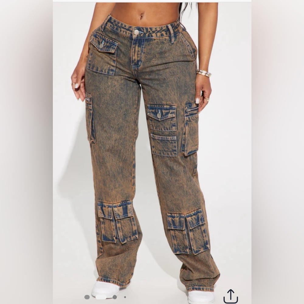 Women's Cargo Jeans
